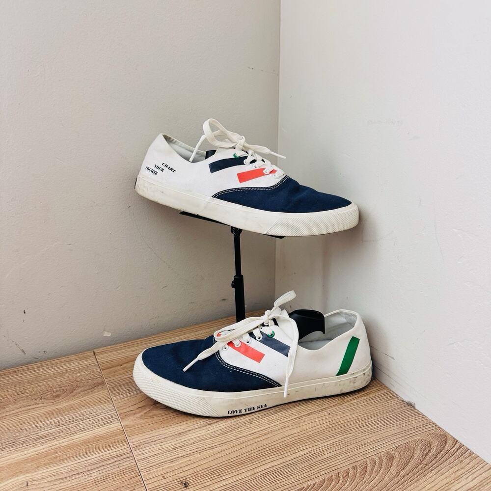 Sperry Captain's CVO Prep Charter Stripe Sneakers White And Blue Men’s 9